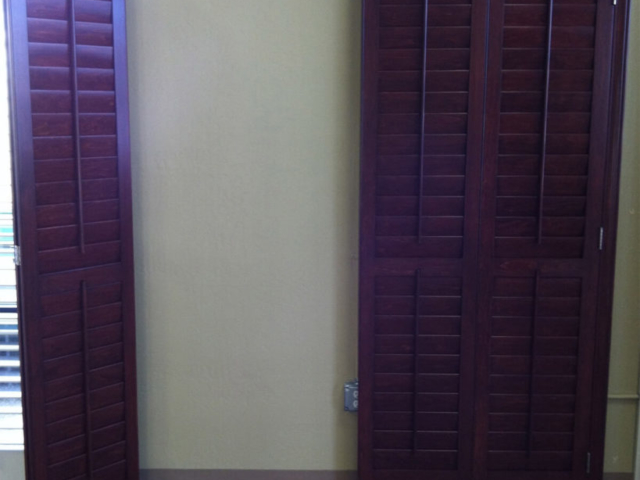 shutter type stained 34 819x1024 640x480 c